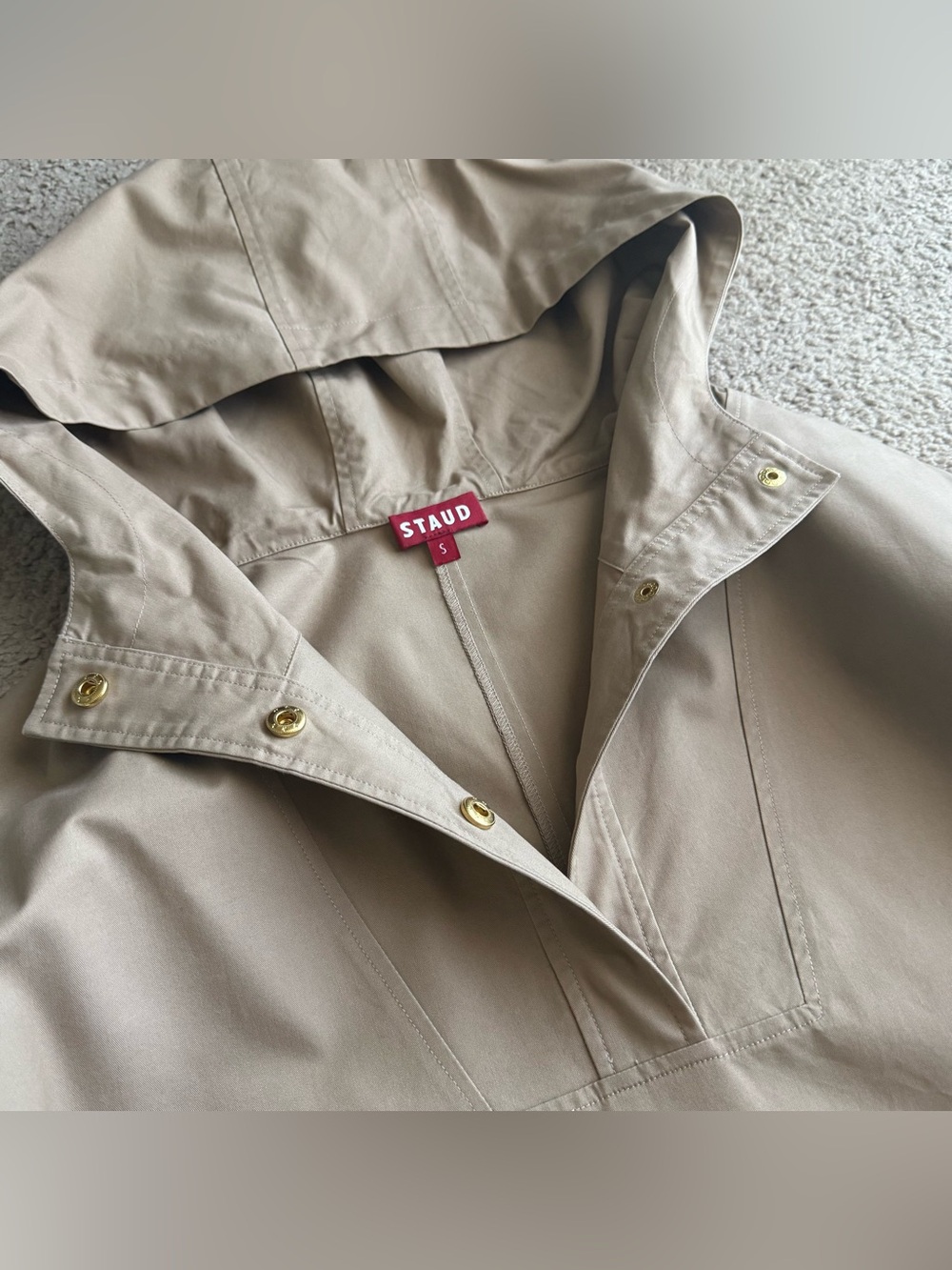 NWOT STAUD Lightweight Hooded Anorak Jacket in Desert - Size Small - Picture 3 of 6